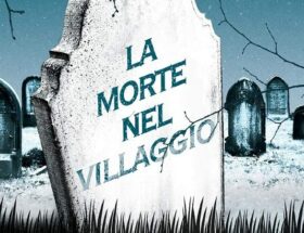 Sulla copertina de La morte nel villaggio di Agatha Christie c'è disegnato un cimitero con delle lapidi