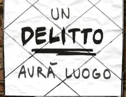 Sulla copertina di Un delitto avrà luogo di Agatha Christie c'è il disegno di un muro di mattoni su cui è appesa una pagina del giornale con il titolo del romanzo