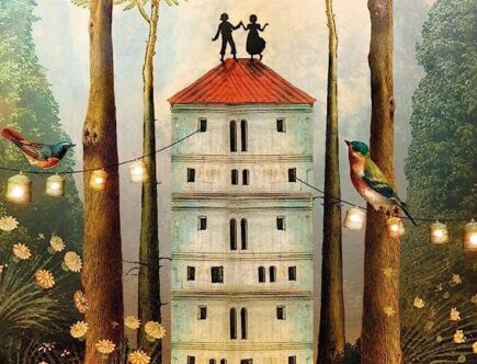 Sulla copertina di Bucaneve di Melissa Da Costa c'è l'illustrazione di una torre dal tetto rosso, sul cui tetto due figurine - un maschio e una femmina - sembrano danzare. La torre è circondata da lanterne e uccellini, e posizionata in un bosco.
